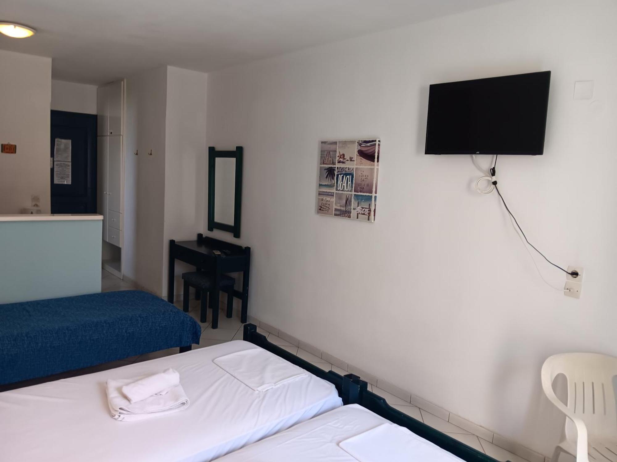 Studio In Agiapelagia For 3 Pers - Crete Ajía Pelajía Kültér fotó